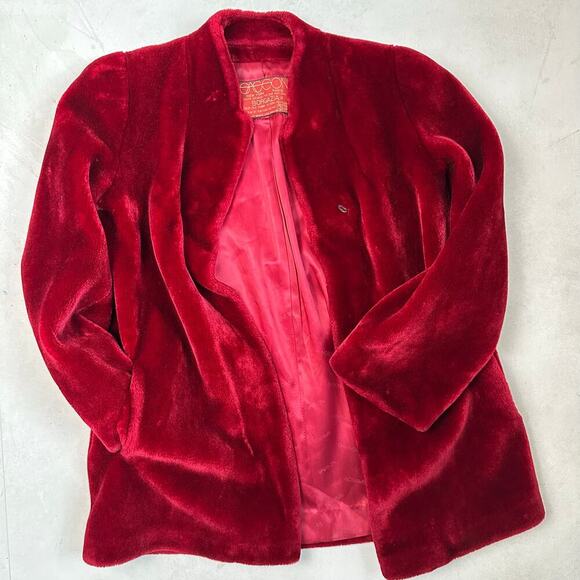 Vintage Velvet Jacket with Satin Lining Red Borgazia- Elegant Retro Style - Picture 2 of 8